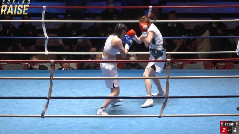 跡治 宣子 VS 山本 綾美